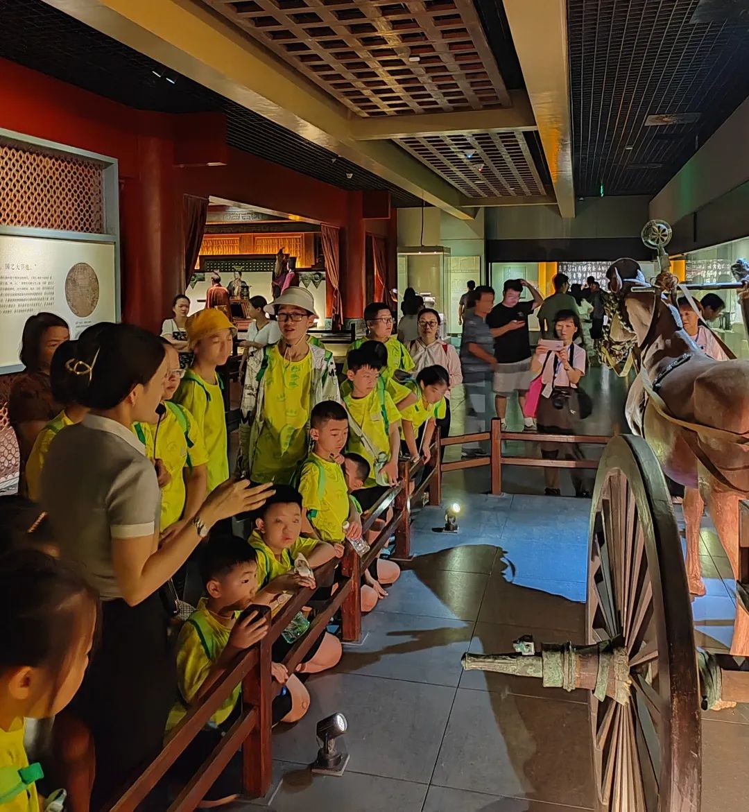 “鉴知古今,乐学成长”暑期研学活动