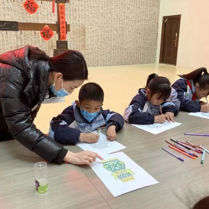 雷锋精神代代传承 志愿青春你我同行